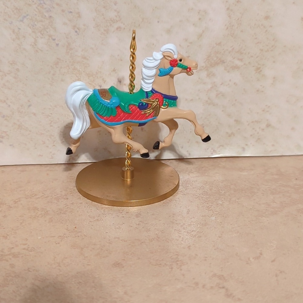 NEW! Hallmark Ornament 1989 - Carousel Horses - 5 Piece Set VTG LOT COMPLETE! - Picture 5 of 5